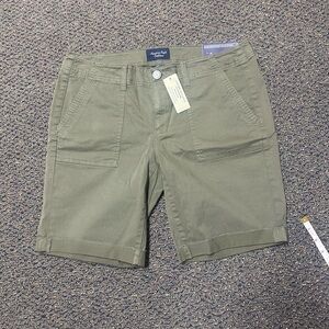 American Eagle Outfitters Olive Cargo Shorts
